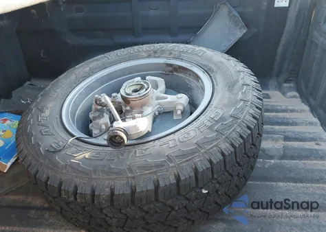 2018 Chevrolet Colorado Z71 from USA, damaged, VIN 1GCGTDEN8J1252821